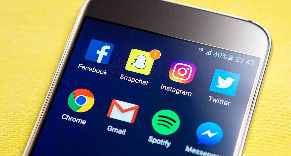 Why Instagram is a Better Platform for Marketing than Twitter in 2020